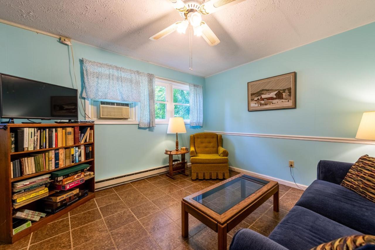Hood Lower Lake Junaluska Exterior photo